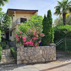 https://apartman-tamy.primorje-gorskikotar.com